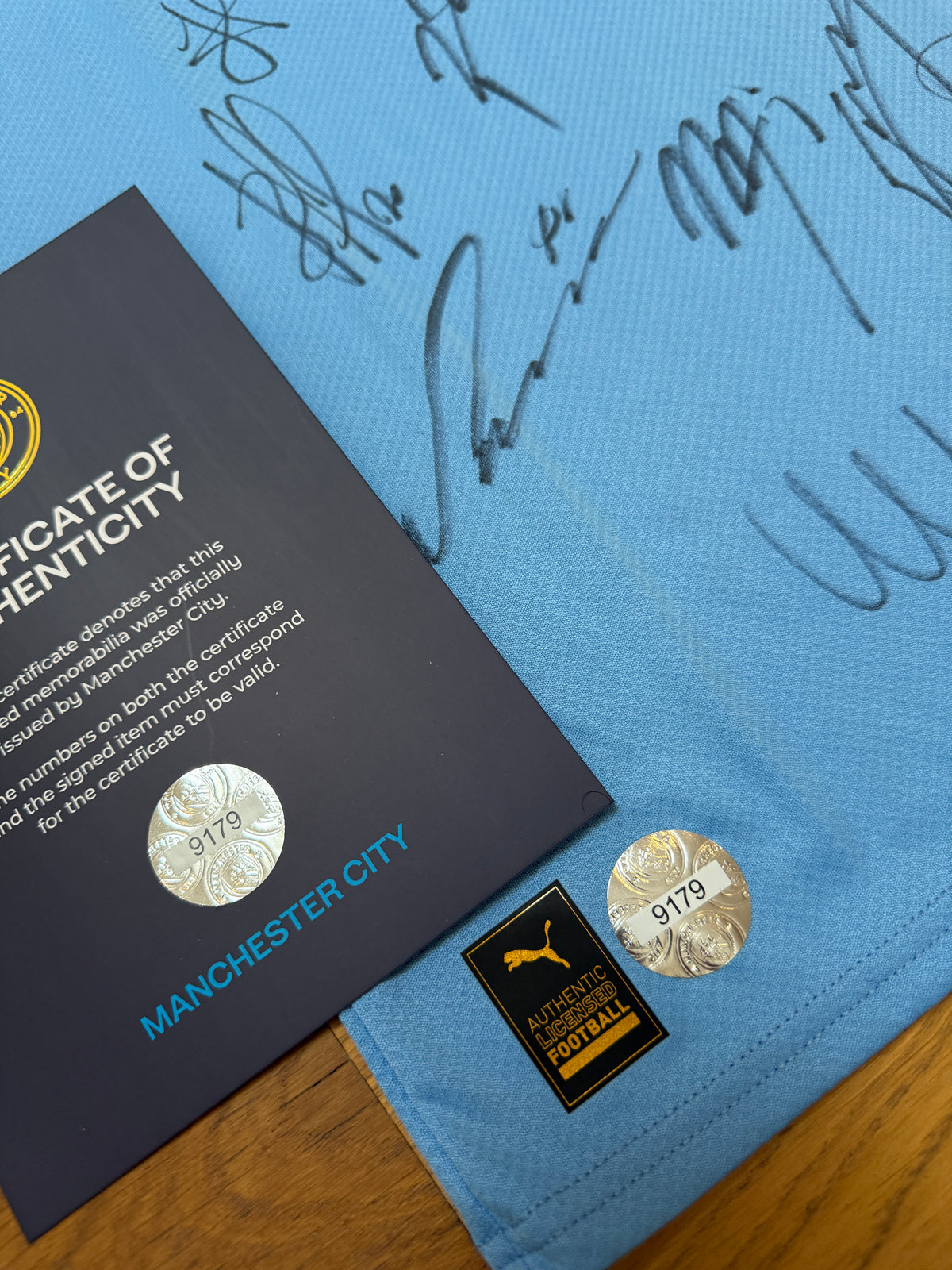 Manchester City Squad Hand Signed 2022-2023 Official Embroidered Treble Winning Shirt In Presentation Box